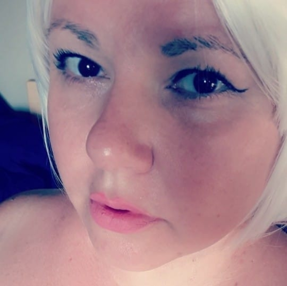 Meet your Posher, Marianne